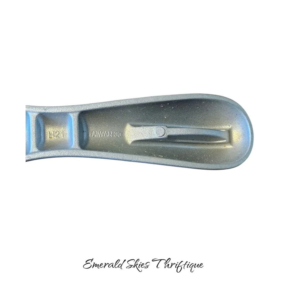 The pampered chef garlic press, free shipping